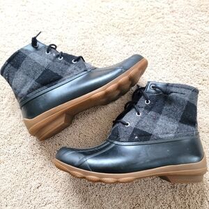 Sperry Saltwater Buffalo Check Duck Boot 9.5